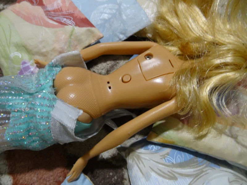 Шарнирная кукла Барби Калифорния Mattel Barbie Cali Girl 2004 — фото 7