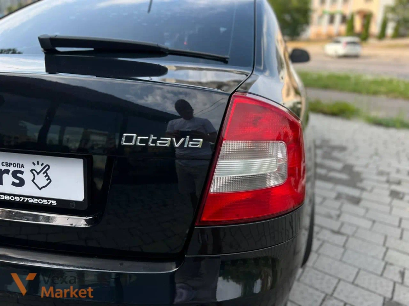 Skoda Octavia 2012 1.6 бензин — фото 5