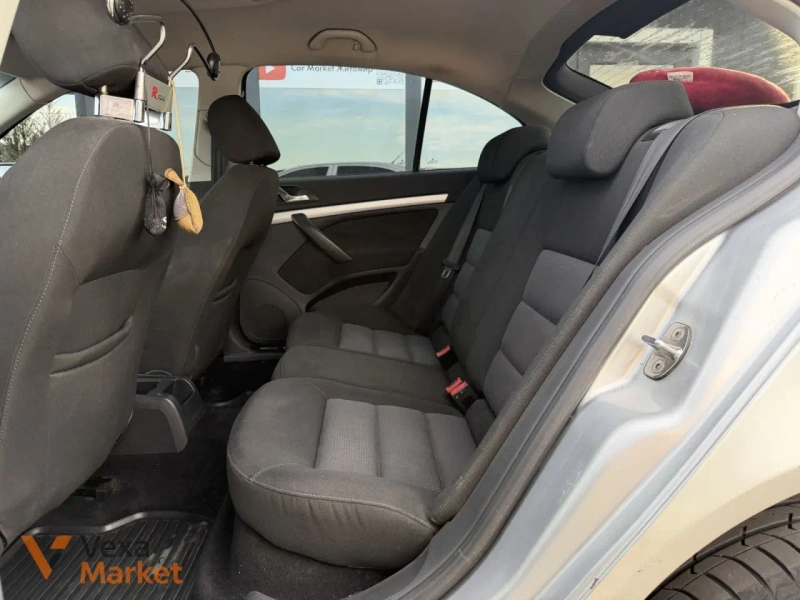 Skoda Octavia A5 2008 1.6 л. — фото 7