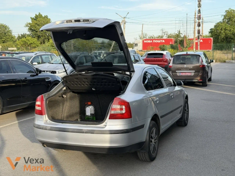 Skoda Octavia A5 2008 1.6 л. — фото 8