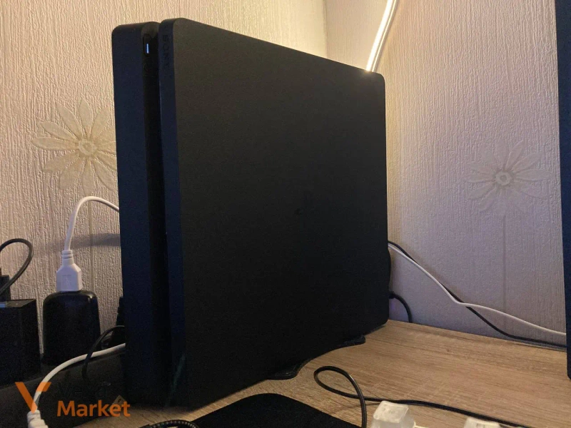 Sony PlayStation 4 Slim 1 TB с 2 джойстиками — фото 2