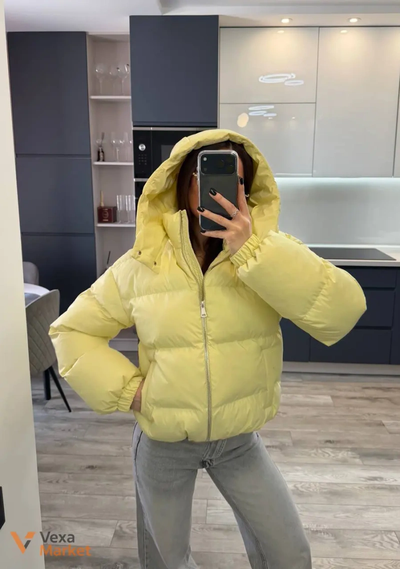 Стильна рожева куртка — фото 6