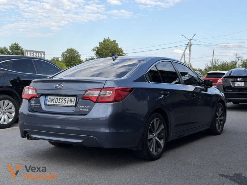Subaru Legacy 2015 Бензин 2.5 л. Сірий — фото 3