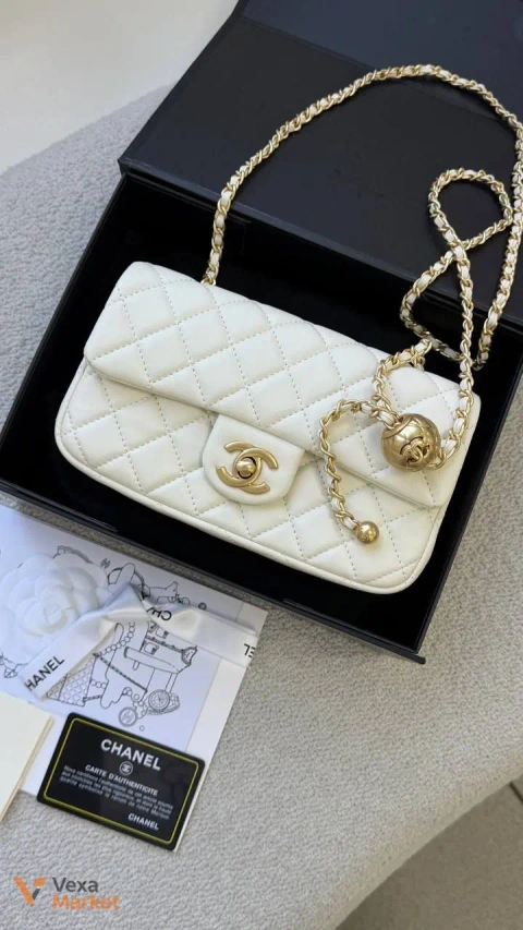 Сумка Chanel біла шкіряна 20*12 см