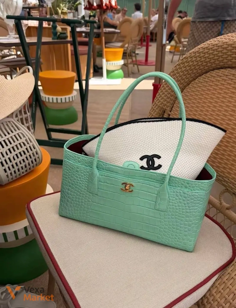 Сумка Chanel мятная натуральная кожа 35*19 см — фото 2