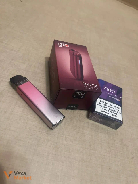 Vape XROS 3 mini та GLO з пачкою стіків