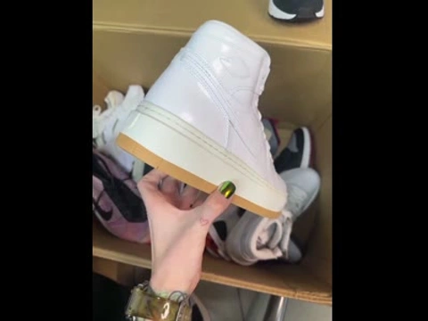 Кеди Nike Air Jordan зі шкіри