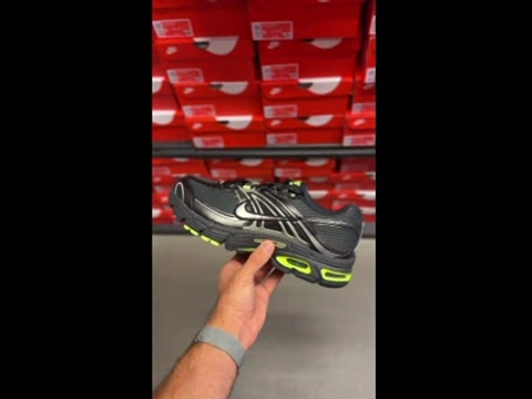 Кросівки Nike Air Max Moto 2K