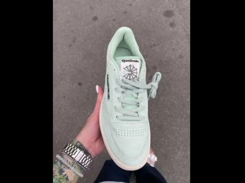 Кеди унісекс Reebok замшеві