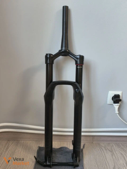 Вилка RockShox Revelation 150 мм