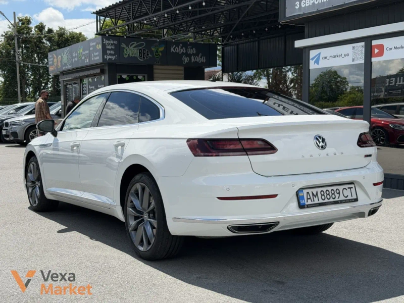 Volkswagen Arteon 2018 2.0 л Бензин Автомат Повний Білий — фото 4