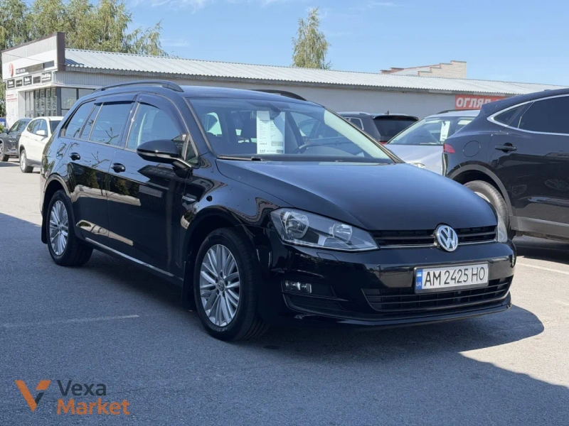 Volkswagen Golf 2014 1.6 л Дизель Чорний — фото 2