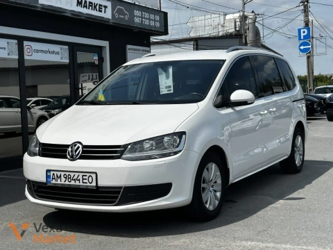 Volkswagen Sharan 2011 2.0 л Дизель Автомат Білий