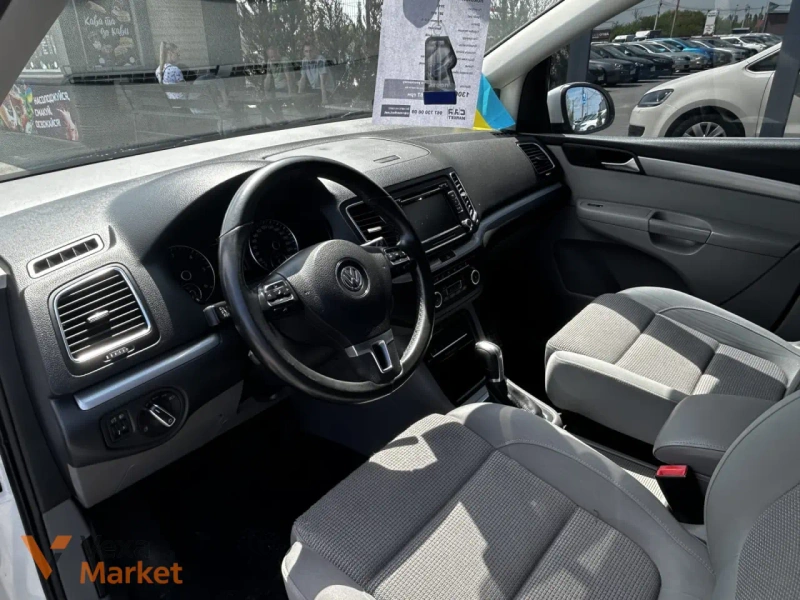 Volkswagen Sharan 2011 2.0 л Дизель Автомат Білий — фото 5