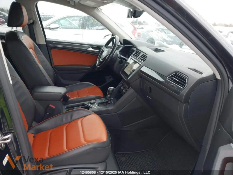 2018 Volkswagen Tiguan SEL Premium 4Motion 2.0L — фото 8