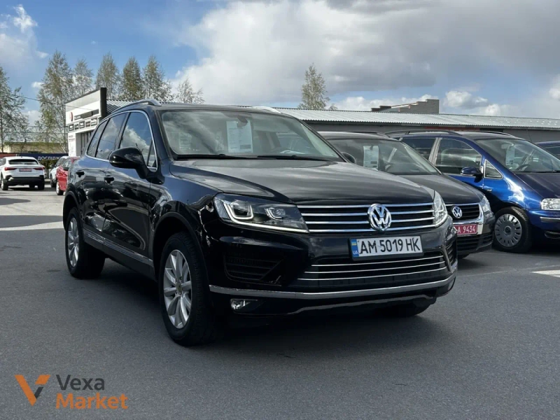 Volkswagen Touareg 2015 Дизель 3.0 л. Чорний — фото 2