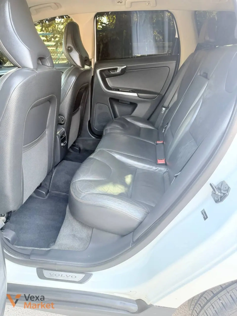 Volvo XC60 2013 3.0 бензин AWD — фото 6