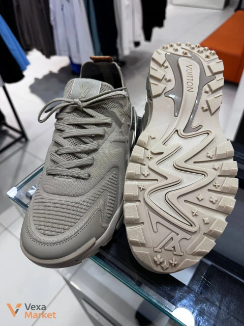 Взуття Louis Vuitton