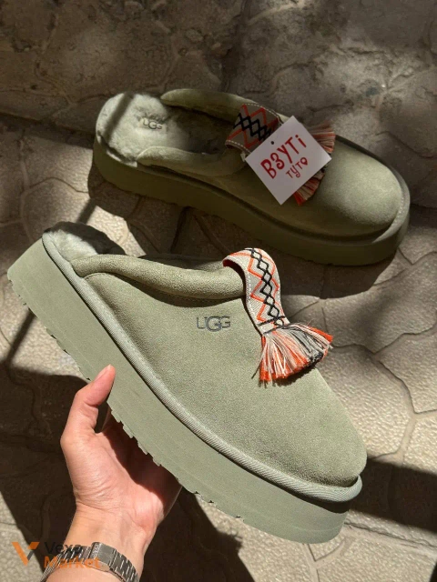Замшеві капці UGG Tazzle
