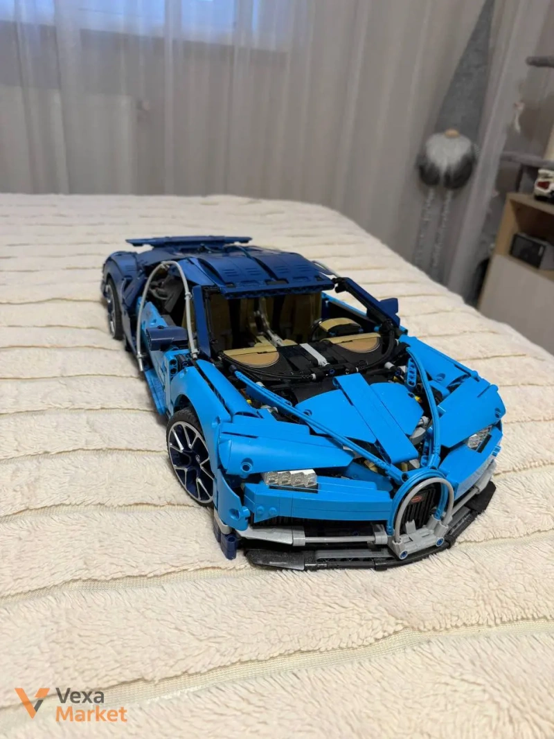 Зібрані конструктори Technic Peugeot 9x8, Ferrari 488 GTE та інші — фото 5