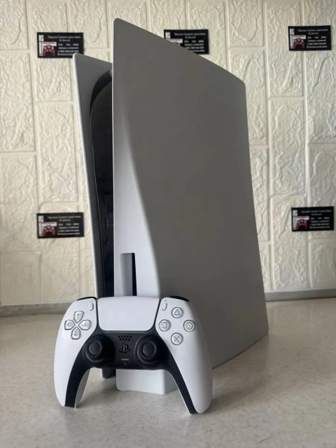 11.60 ЛІМІТОВАНИЙ ВАРІАНТ ВСЬОГО 1 у наявності. Playstation 5 Blu-ray на HEN всі ігри безкоштовні на 2000гб - 2TB (55 ігор назавжди)