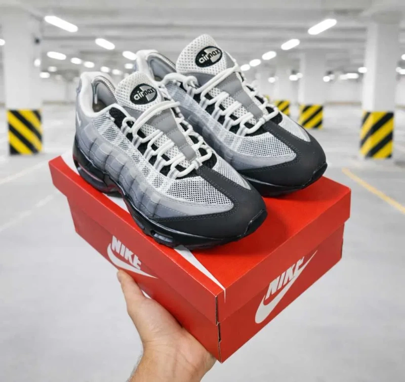 (2242) Кросівки Nike Air Max 95 чорні з сірим (37-41) найк найки — фото 4