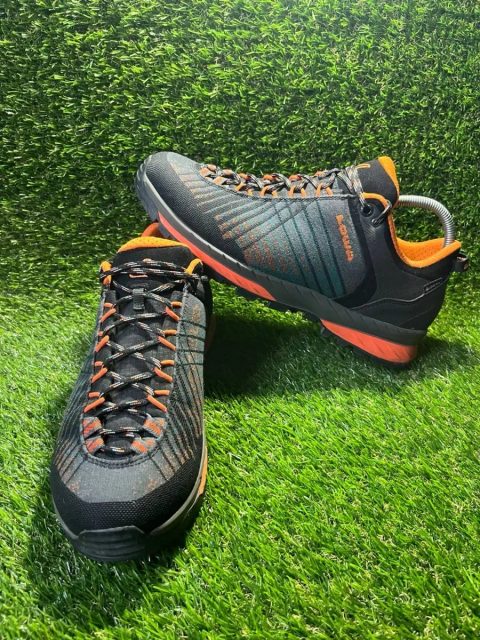 43р LOWA Carezza GTX 2024