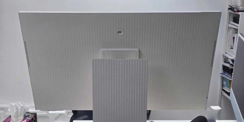 4К Монітор 32" Samsung Smart Monitor S32DM801UI Warm White як новий — фото 3