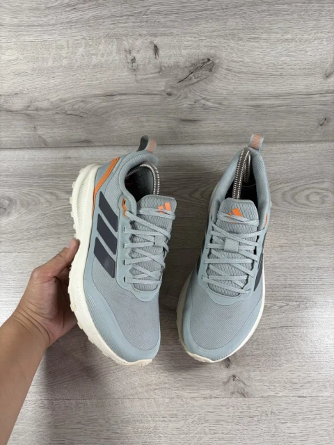 Adidas Runfalcon жіночі кросівки 39 розмір