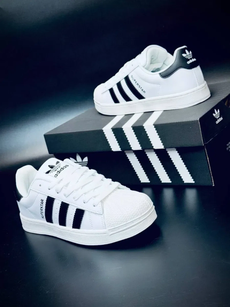 Adidas Superstar • незмінна класика серед кросівок • жіночі кросовки адідас • адідас суперстар • шкіряні жіночі красовки адідас • adidas жіночі — фото 4
