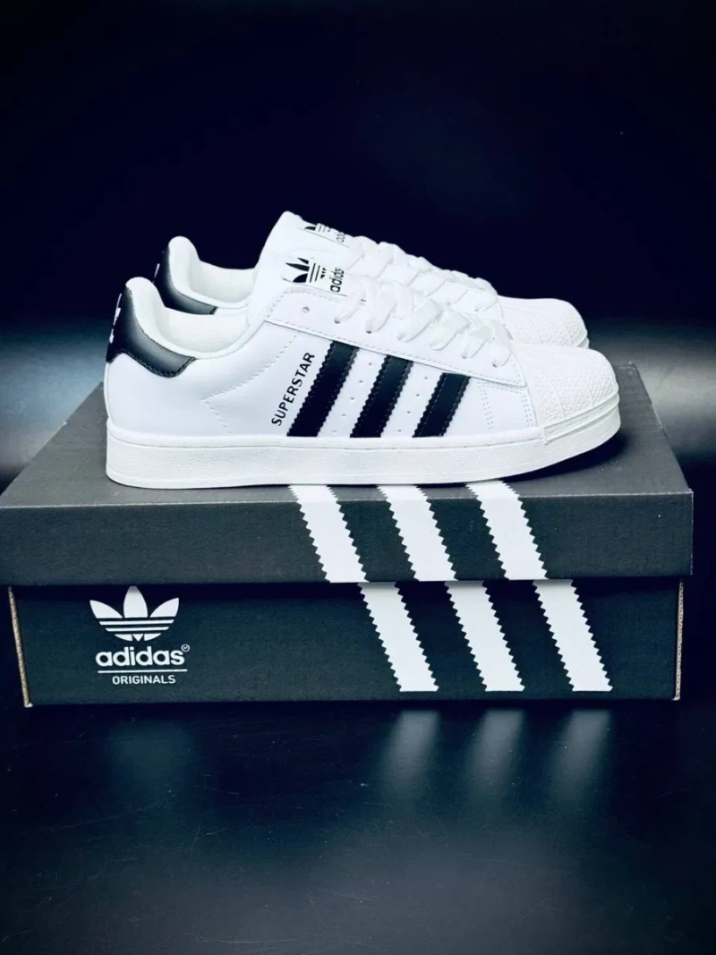 Adidas Superstar • незмінна класика серед кросівок • жіночі кросовки адідас • адідас суперстар • шкіряні жіночі красовки адідас • adidas жіночі — фото 6