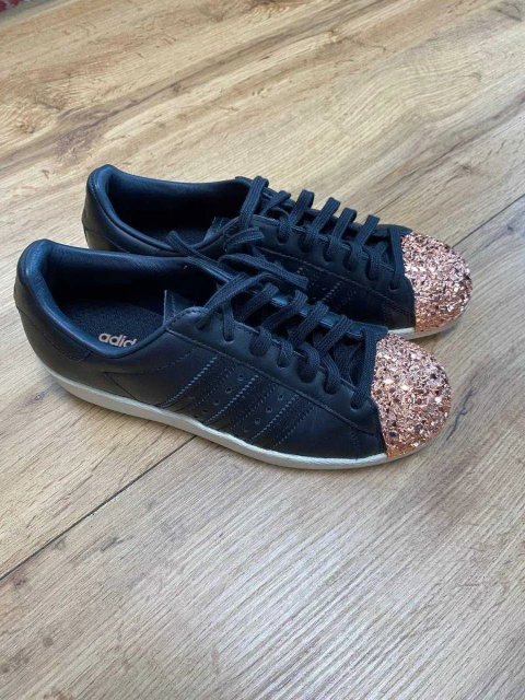 Adidas Superstar оригінал кросівки 38 і 44 розмір