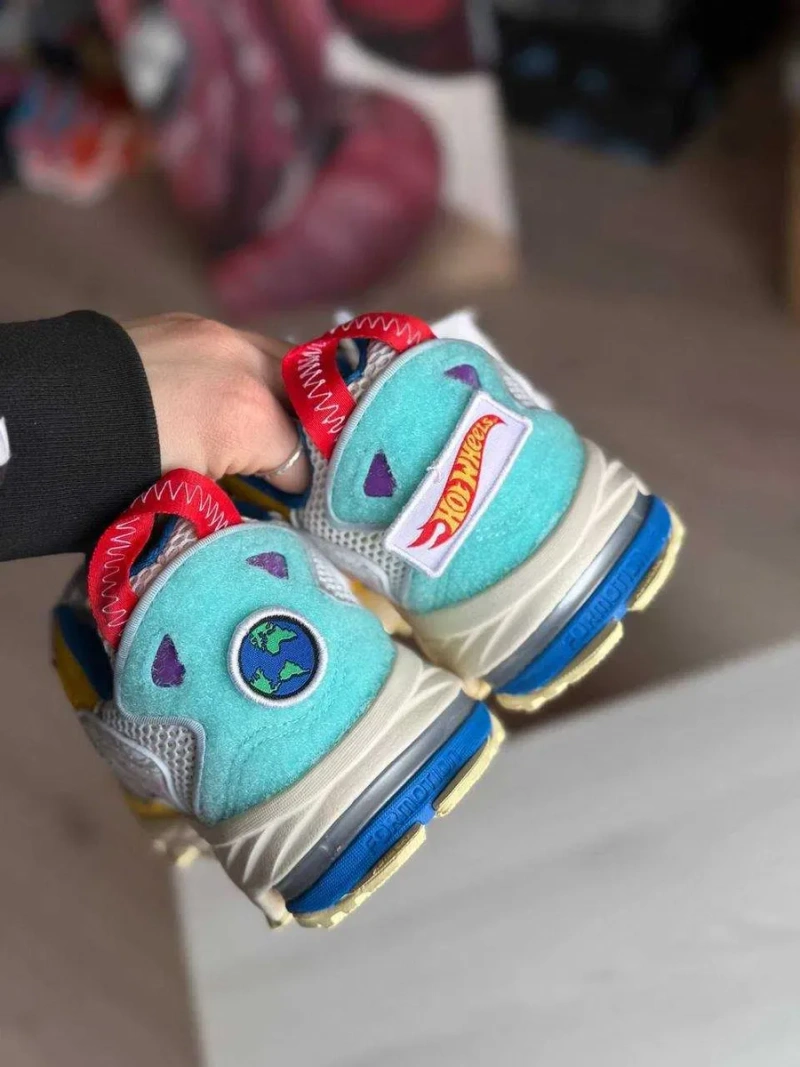 ADIDAS X SEAN WOTHERSPOON X HOT WHEELS SUPERTURF. Оригінальні кросівки. Демісезон. Оригінал — фото 4