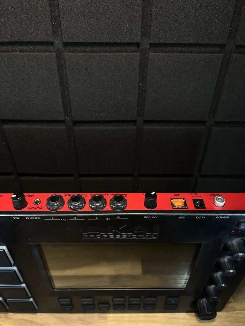 AKAI MPC Touch (Доставимо кур’єром — БЕЗКОШТОВНО!) — фото 8