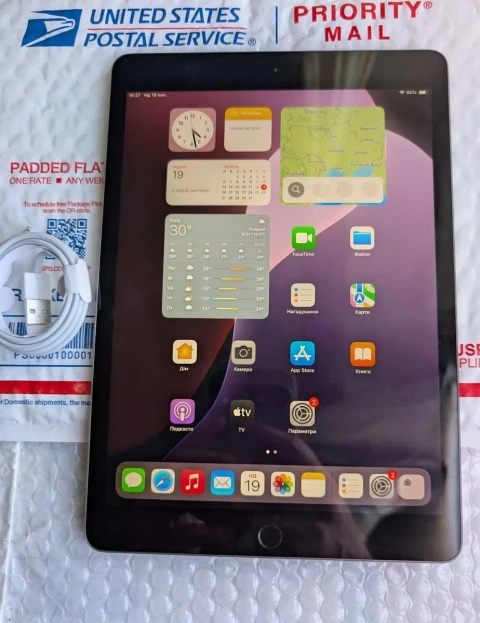 актуальний iOS 26 без обмежень та ремонтів Apple iPad 8 th 10.2" 32gb