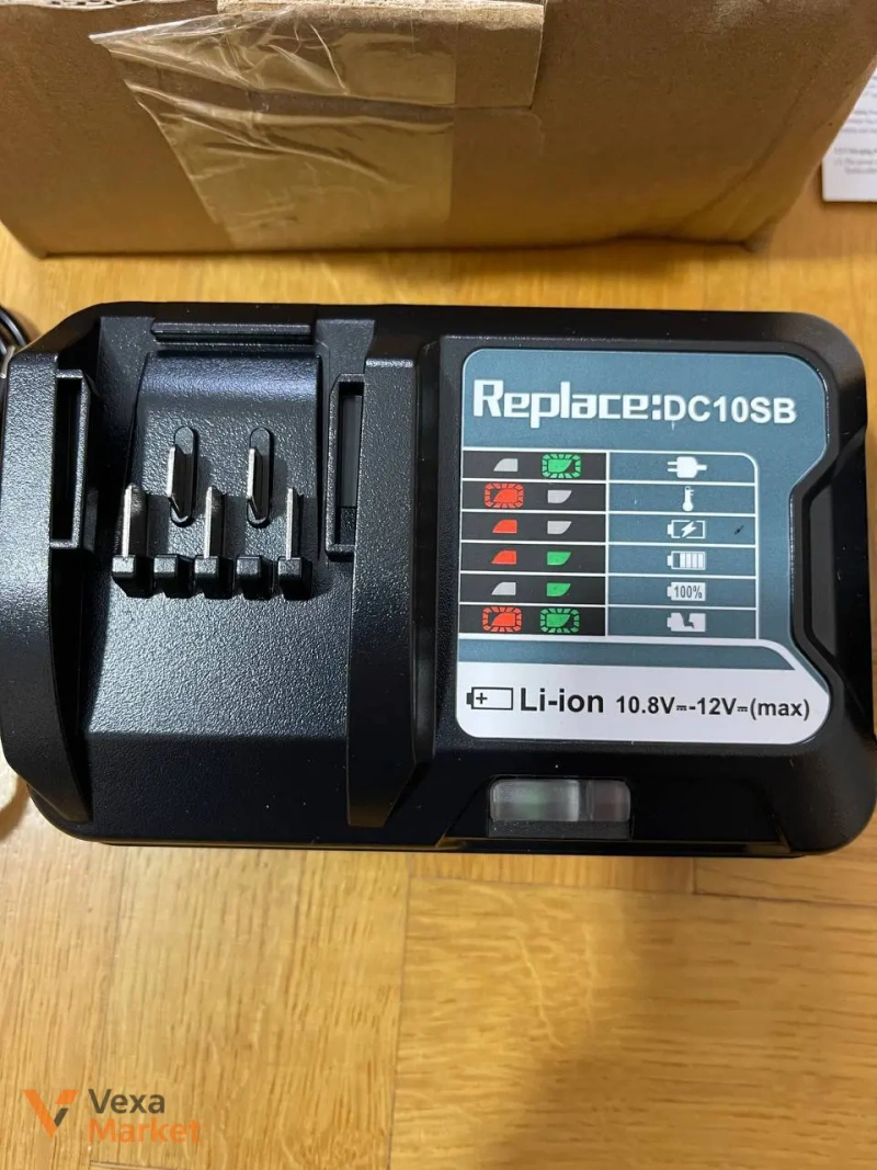 Акумулятор BL1040 10.8V 4Ah з зарядним пристроєм — фото 2