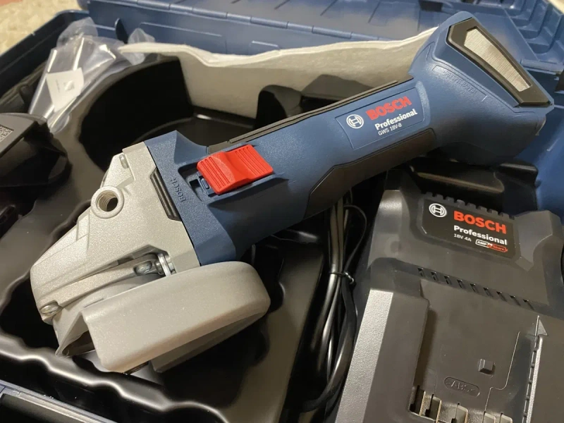 Акумуляторна кутова шліфмашина Bosch GWS 18V-8 (06019N9021) — фото 4