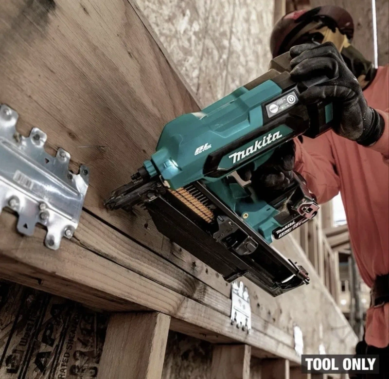 Акумуляторний каркасний нейлер,цвяхозабивач Makita XNB03(DBN901) 18v — фото 3