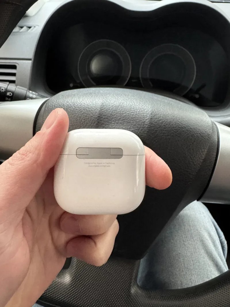 Apple airpods 4 active noise — фото 3