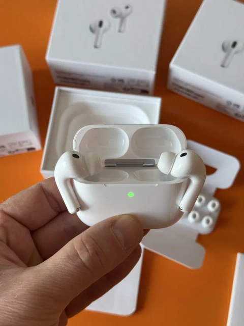 Apple Airpods Pro 3 - навушники з шумопоглинанням