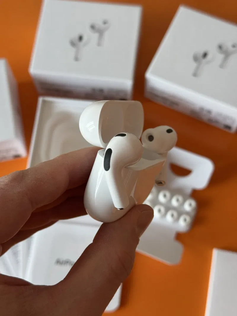 Apple Airpods Pro 3 - навушники з шумопоглинанням — фото 3