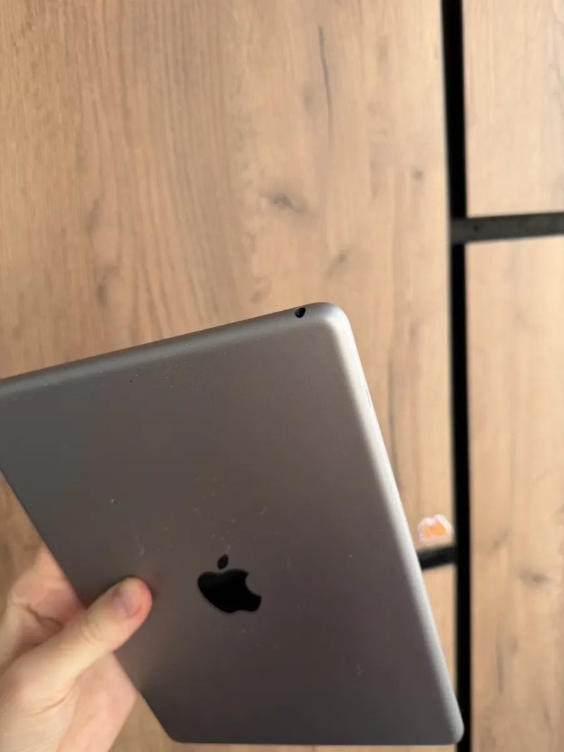 Apple iPad 5 32gb Wi-Fi — фото 7