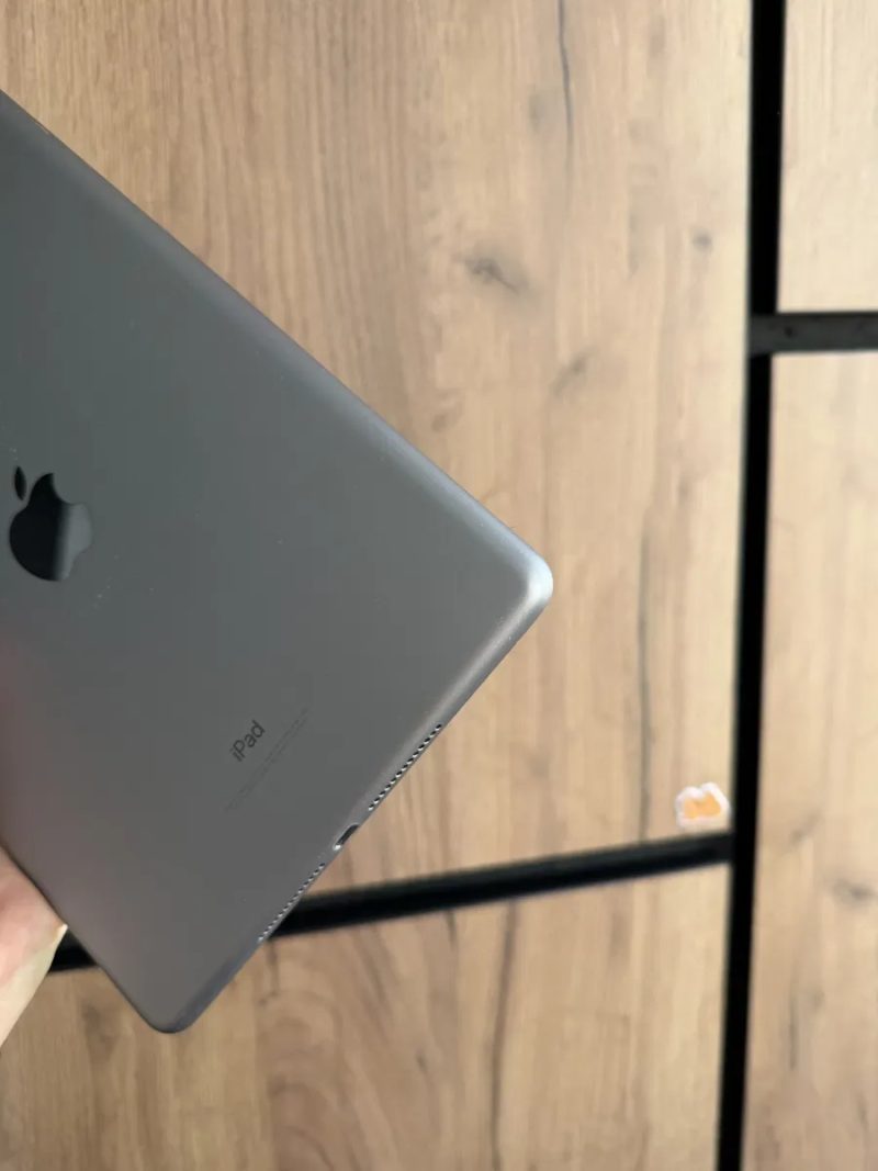 Apple iPad 5 32gb Wi-Fi — фото 8