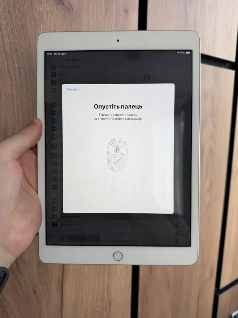 Apple iPad 7 128 gb Wi-Fi — фото 3