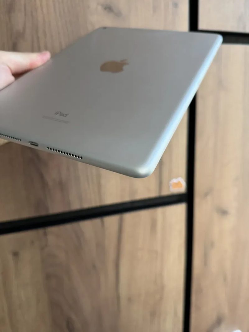 Apple iPad 7 128 gb Wi-Fi — фото 6