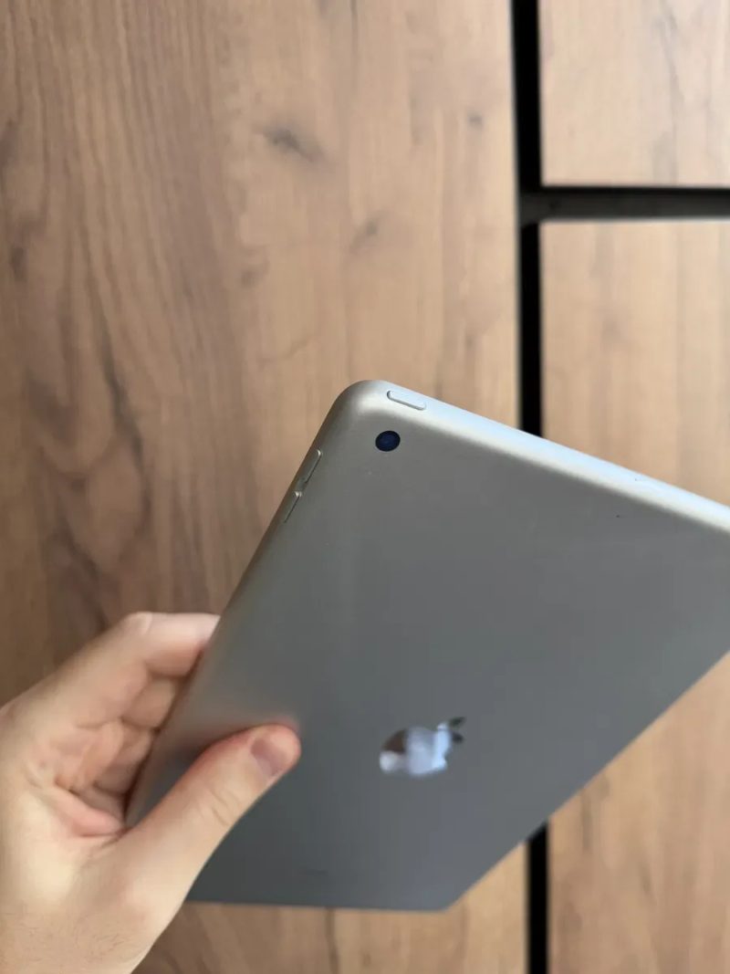 Apple iPad 7 128 gb Wi-Fi — фото 7