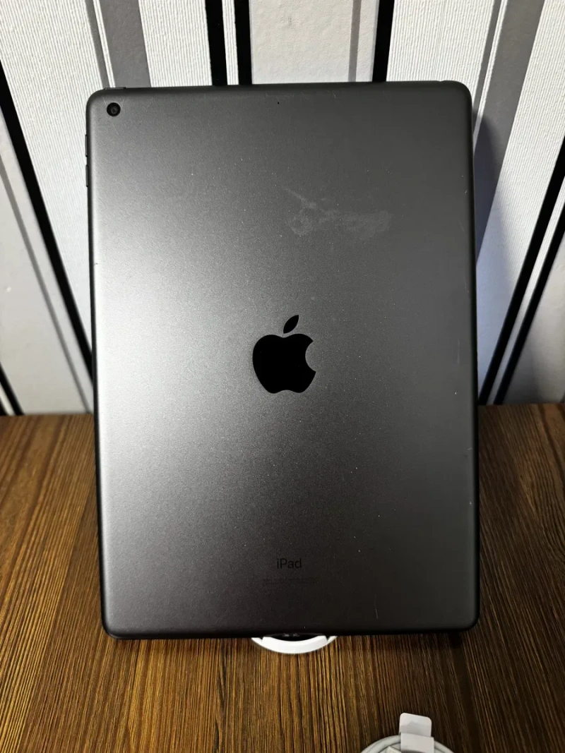 Apple Ipad 8 Gen. 32 Gb. WiFi.  IOS 26. — фото 7
