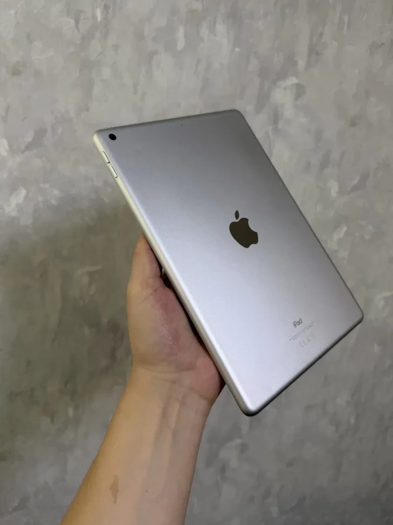 Apple iPad 9 64GB Wi-Fi, акумулятор 96% — фото 6