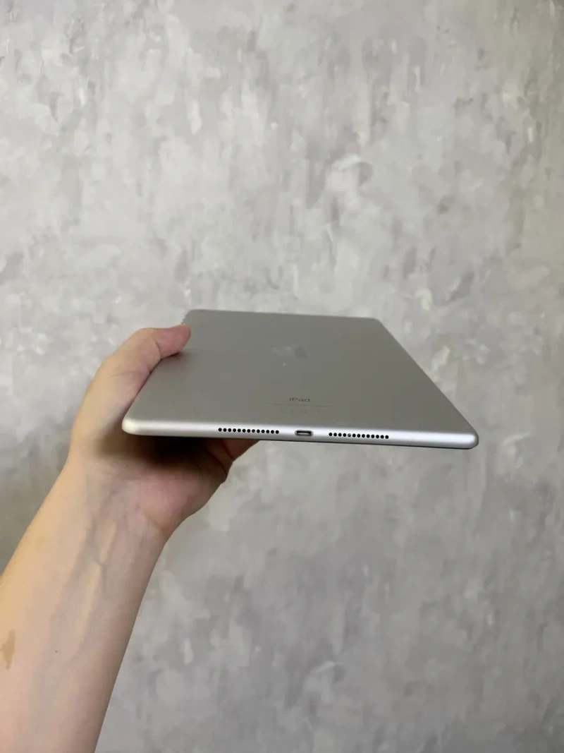 Apple iPad 9 64GB Wi-Fi, акумулятор 96% — фото 7