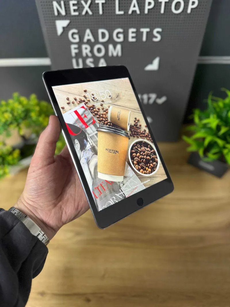 Apple iPad Mini 4 128 GB WiFi — фото 2